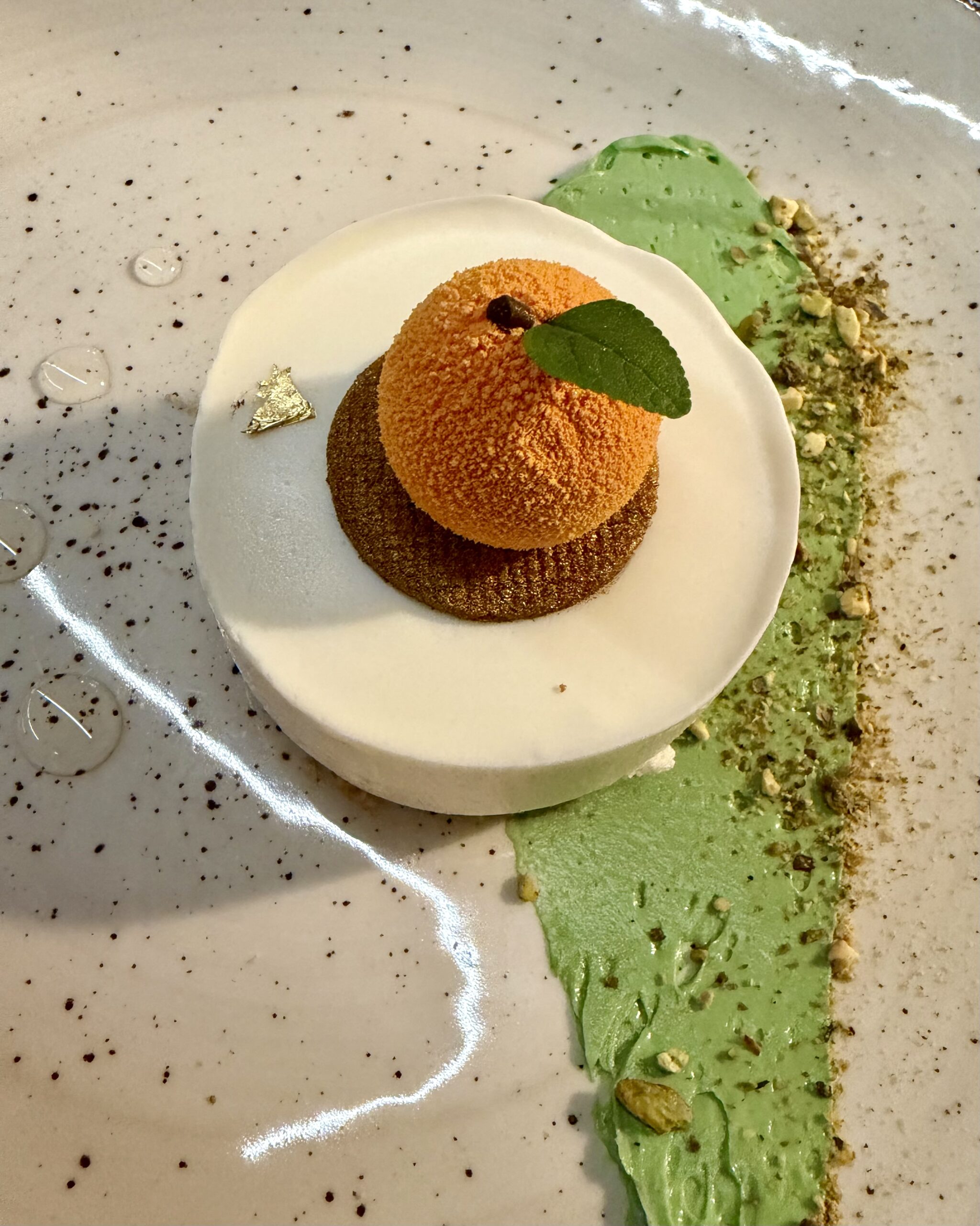 Dessert mit Cheesecake und Pistaziencreme in Zadar